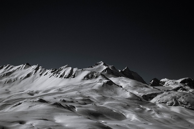 mountains-1245915_960_720.jpg